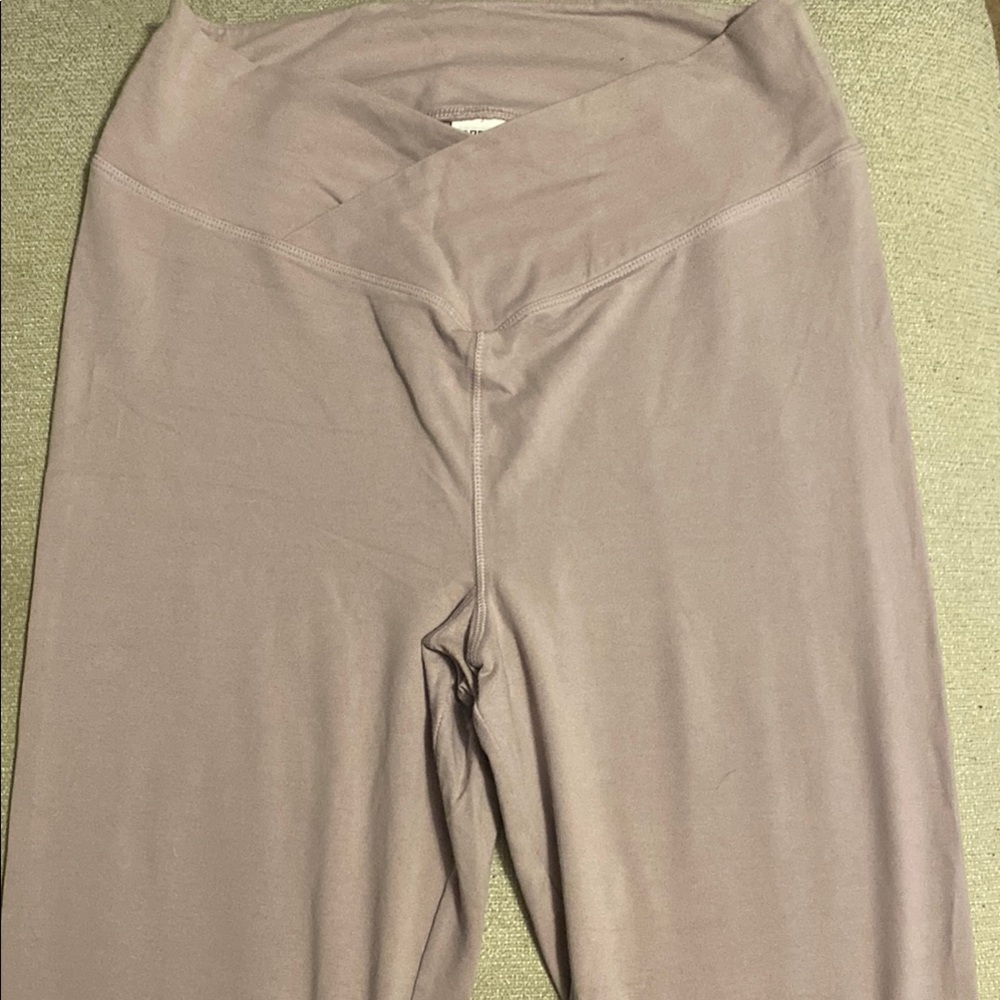 VS Pink Lavender Yoga Pants
